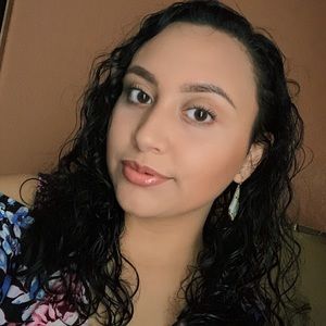 Meet your Posher, Angeli